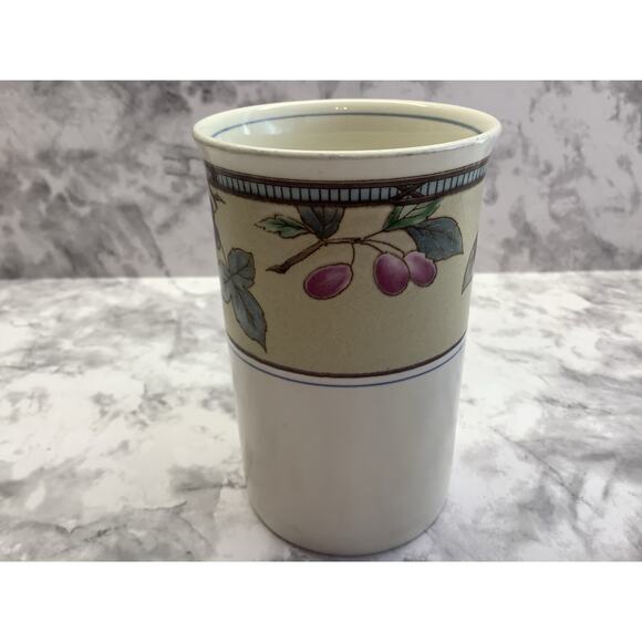 Mikasa Intaglio Garden Harvest Cappuccino Mug - Vintage - Preowned - Picture 2 of 4